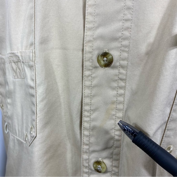 Magellan Sportswear Men’s Cargo Pocket Vented Back Fishing Button Down - Picture 6 of 12